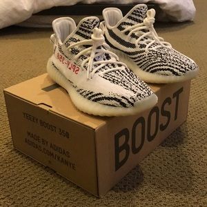 Adidas Yeezy Zebra size 9
